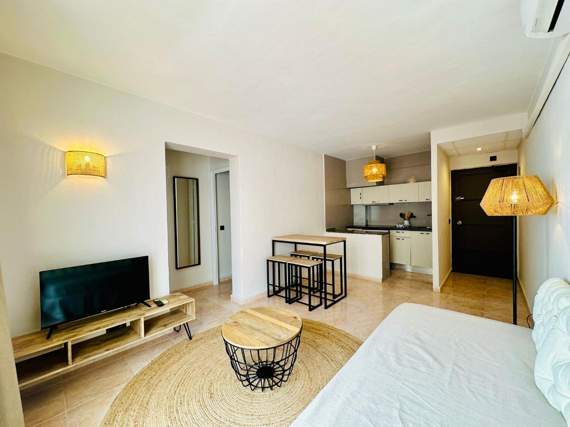 Apartamentos Ses Veles Cala Llonga  Exterior foto